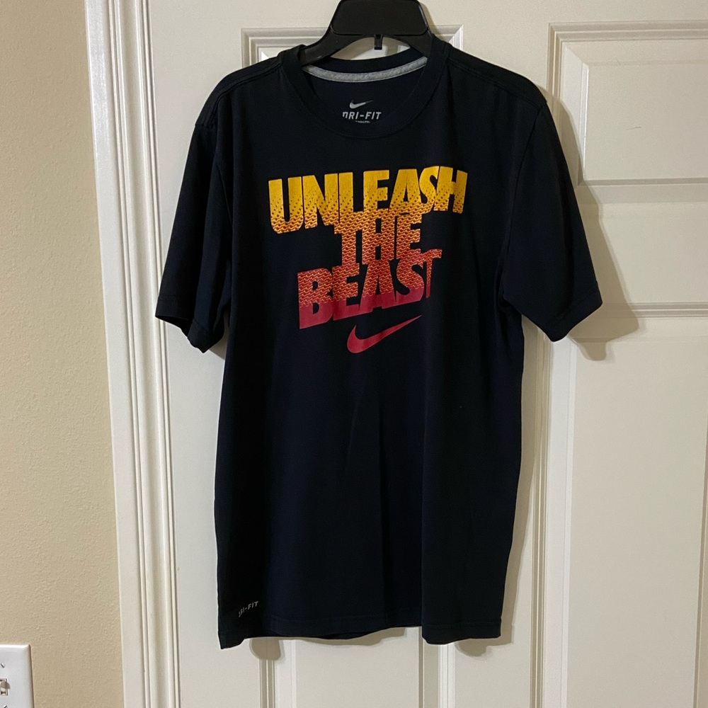 Nike Men's Tee